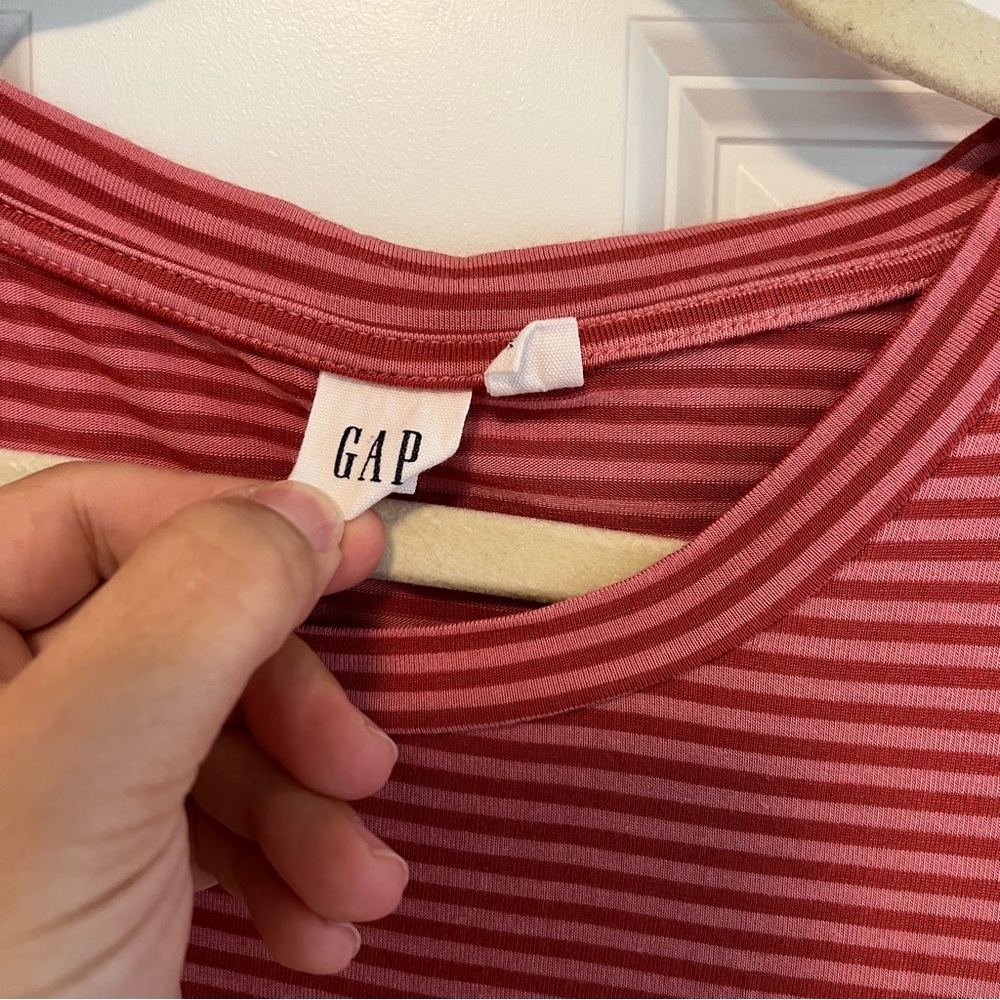 GAP T-shirt Dress - Picture 3 of 7